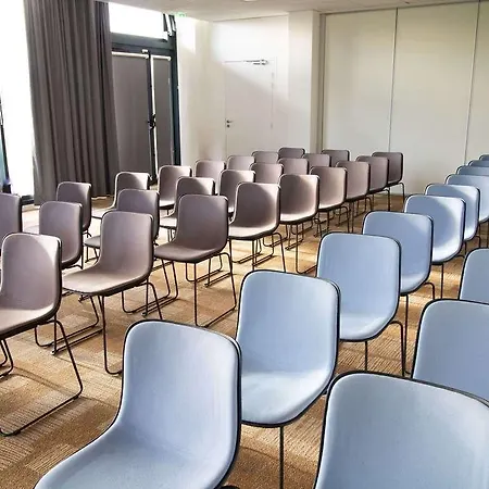 Ibis Le Bourget Hotel 3*