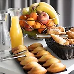 Ibis Le Bourget فندق