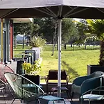 Ibis Le Bourget 3*