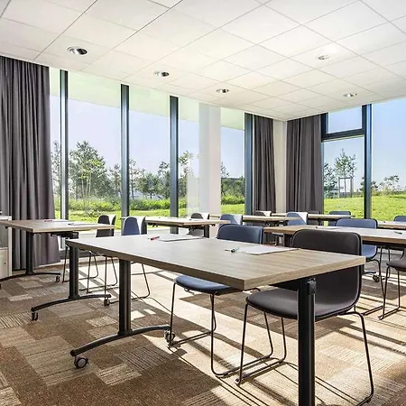 Ibis Le Bourget 3*