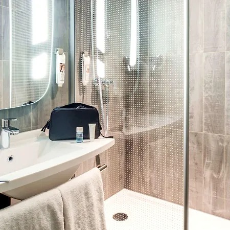 Отель Ibis Le Bourget 3*