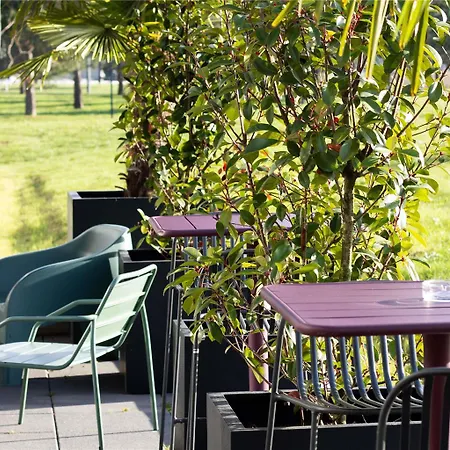 Ibis Le Bourget Отель