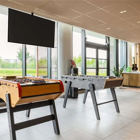 Отель Ibis Le Bourget 3*