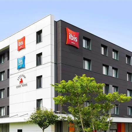 Ibis Le Bourget 3*