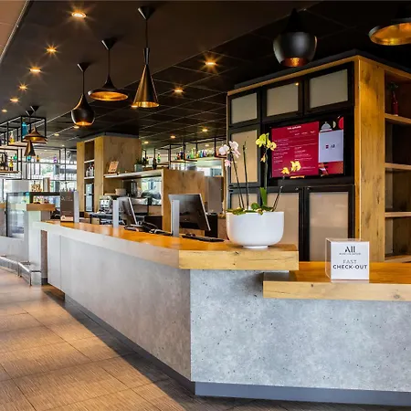 Отель Ibis Le Bourget 3*