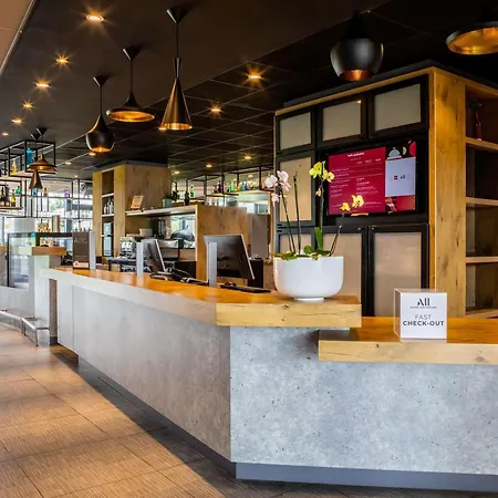 호텔 Ibis Le Bourget 3*