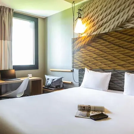 Ibis Le Bourget غونيس