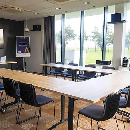 Hotel Ibis Le Bourget 3*