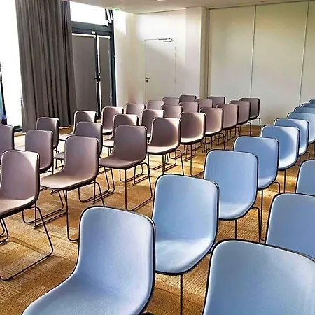 Ibis Le Bourget Hotel 3*