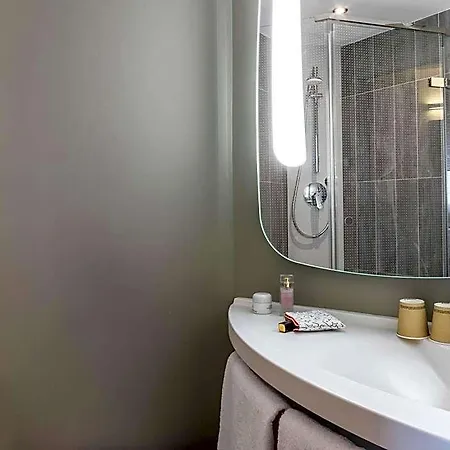 Ibis Le Bourget 3*