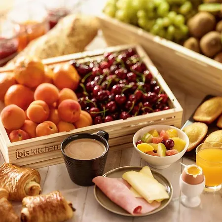 Ibis Le Bourget Отель Гонес