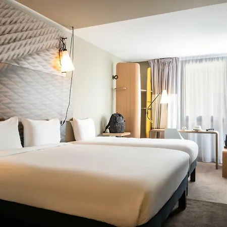 Ibis Le Bourget Отель 3*
