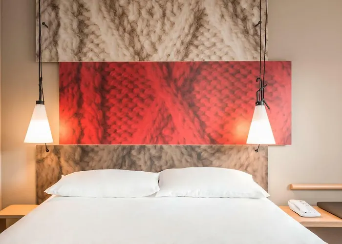 Ibis Le Bourget 3*